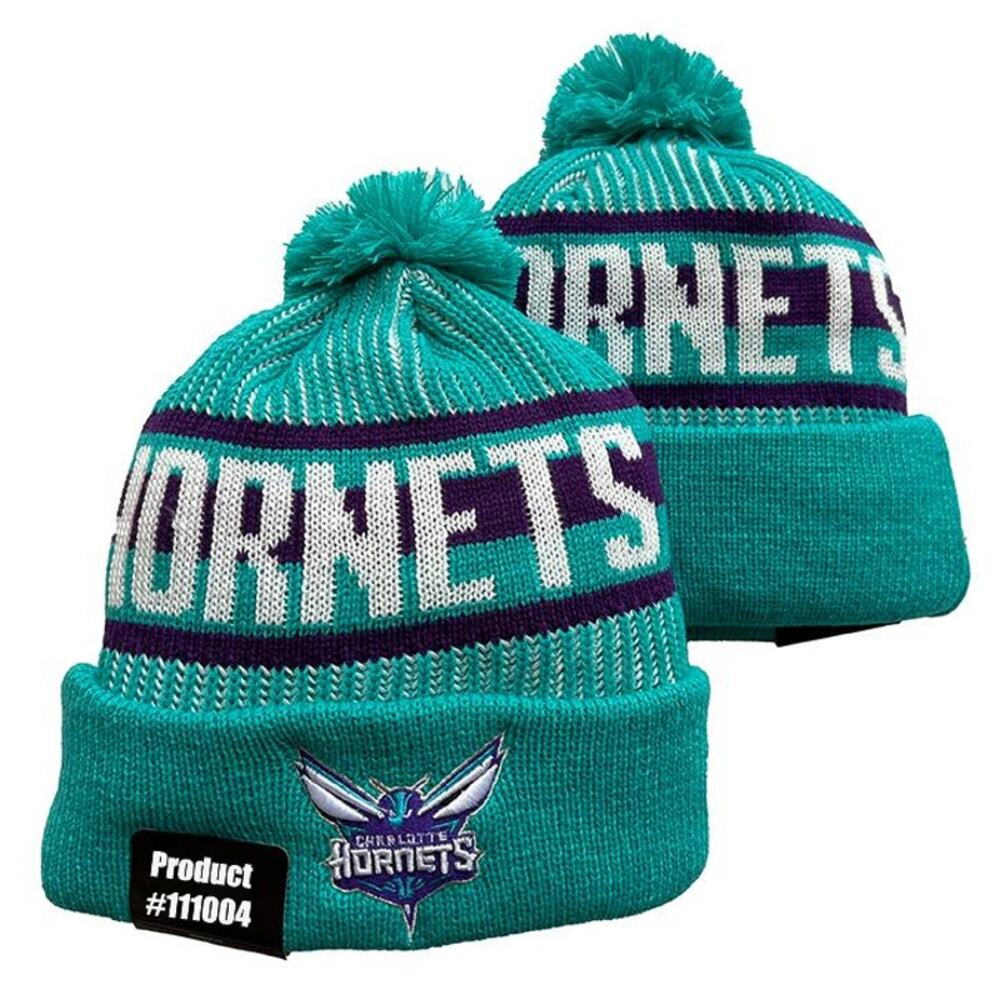NWT Charlotte Hornets Sports Knit Pom Beanie‎ Fleece Lining OSFA Unisex